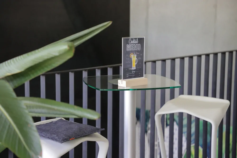 Informační stojánek Wood menu