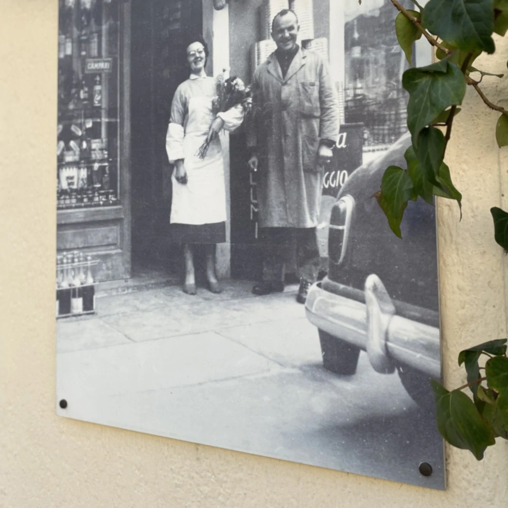 Distanční šroub Mix alu 18/18 Stříbrná matná (AR)