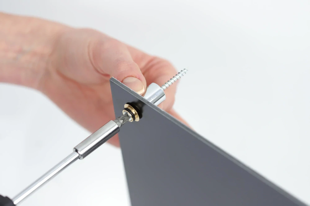 Distanční šroub Budget Steel