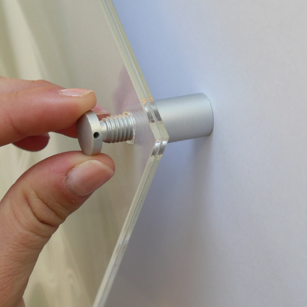 Distanční šroub Mix alu 13/20 stříbrný